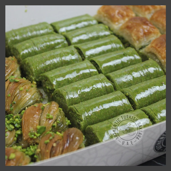 Assorted Baklava Box - Square/Wrap/Mussel (Pistachio) - Authentic Turkish Baklava