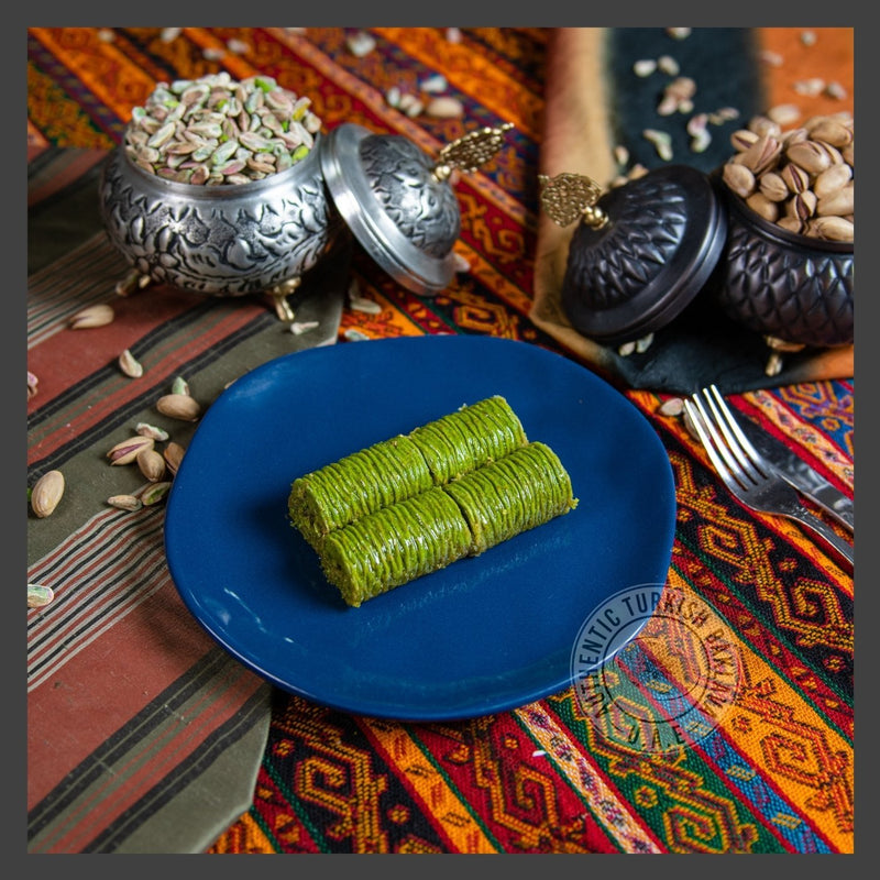 Wrap With Pistachio - in 2KG Tray - Authentic Turkish Baklava